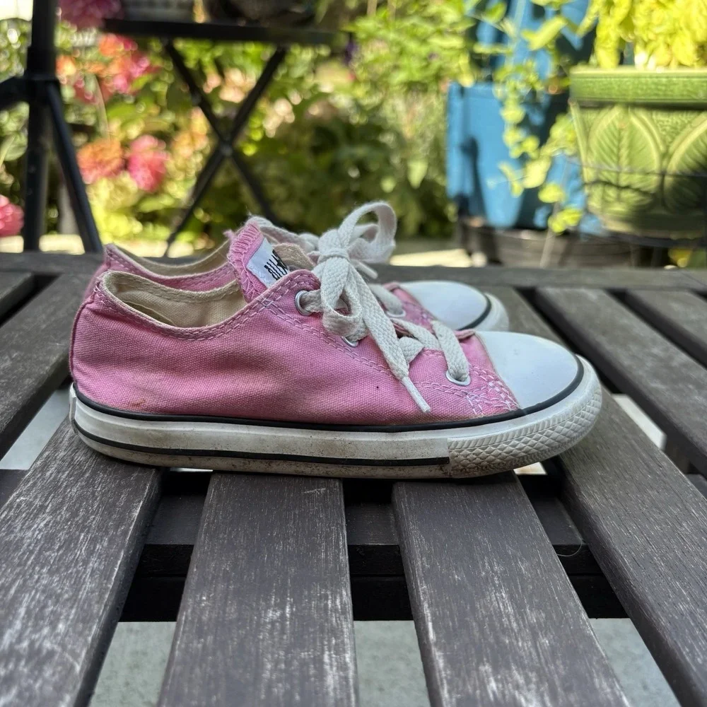 Converse you pink classic
